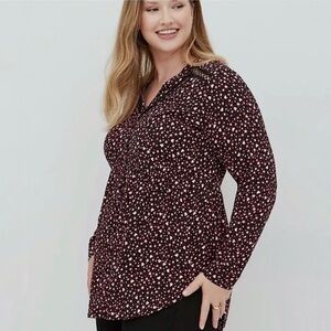 TORRID Hearts and Stars Emma Babydoll Lace Trim Button Down Tunic Top